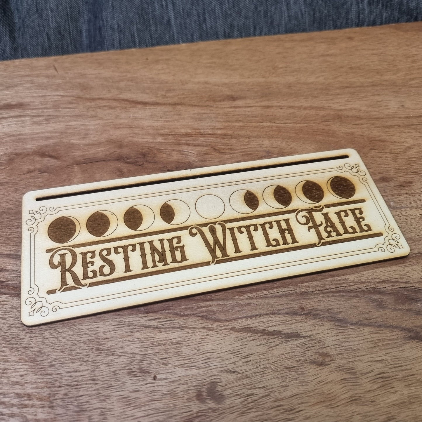 Tarot Card Stand "Resting Witch Face" card holder